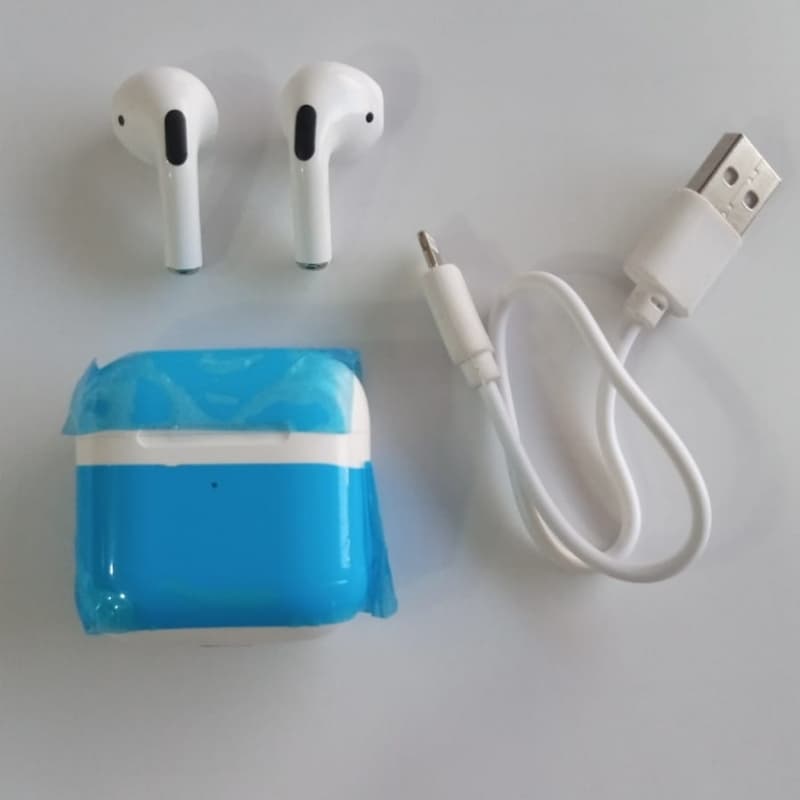 Apple Airepodrs Pro 4